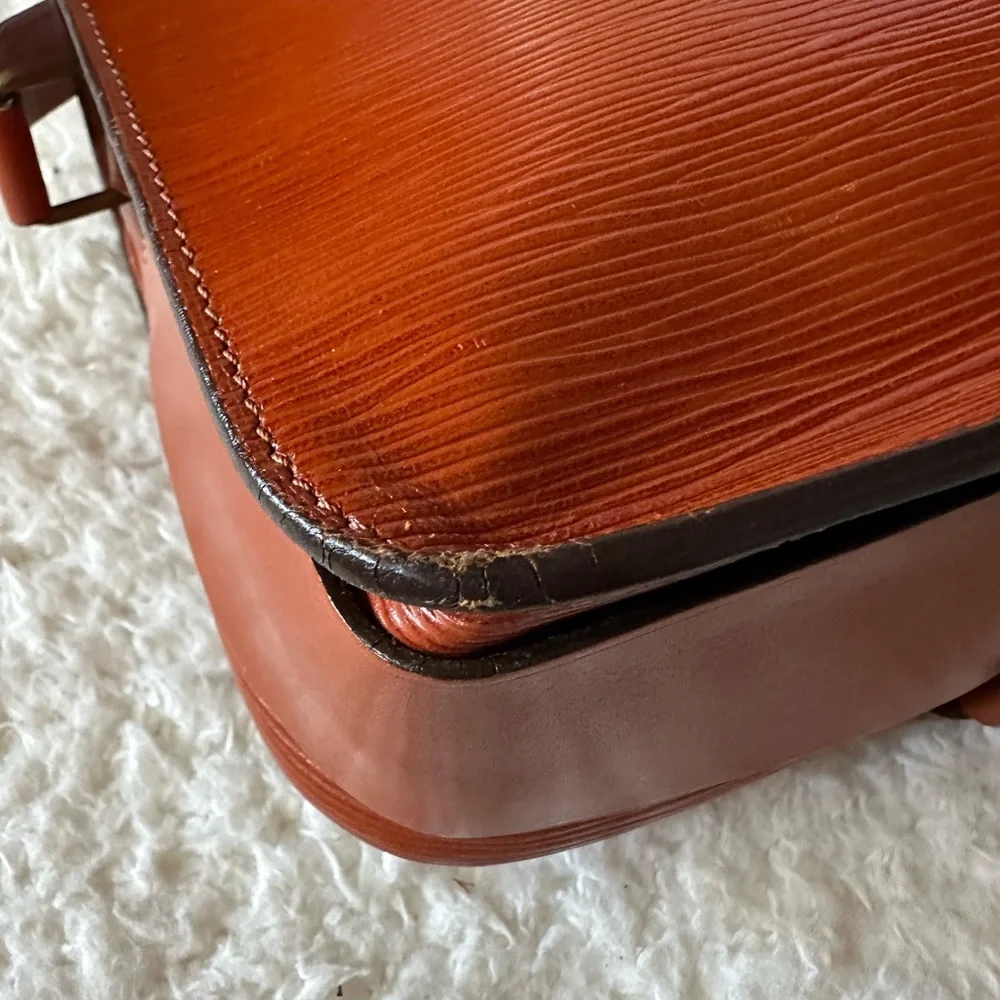 Louis Vuitton Epi Leather Cartouchiere Crossbody - Picture 9 of 15